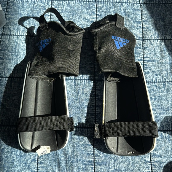 Adidas Copa Soccer Cleats (Size 6.5 youth), socks & shin guards! Youth /Unisex - Picture 8 of 9